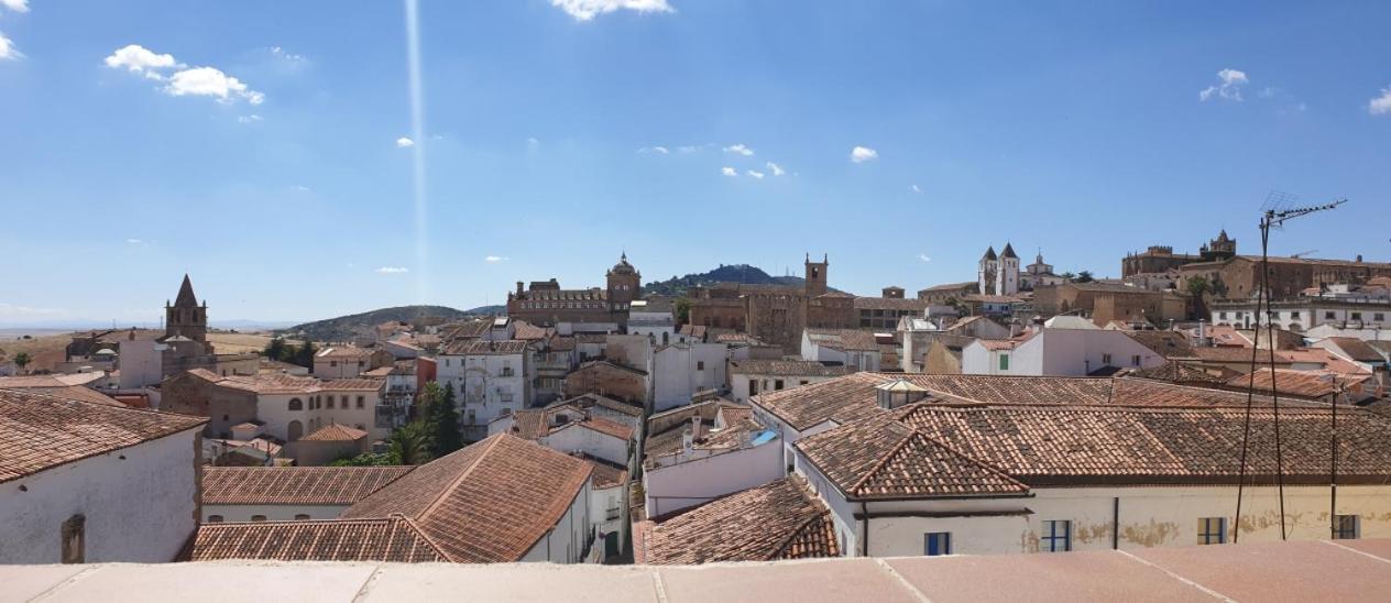 Apartamentos Al-Qazeres Luxury La Concepcion Caceres Exterior photo